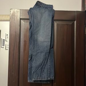 2 pairs of mens wrangler jeans 32x30